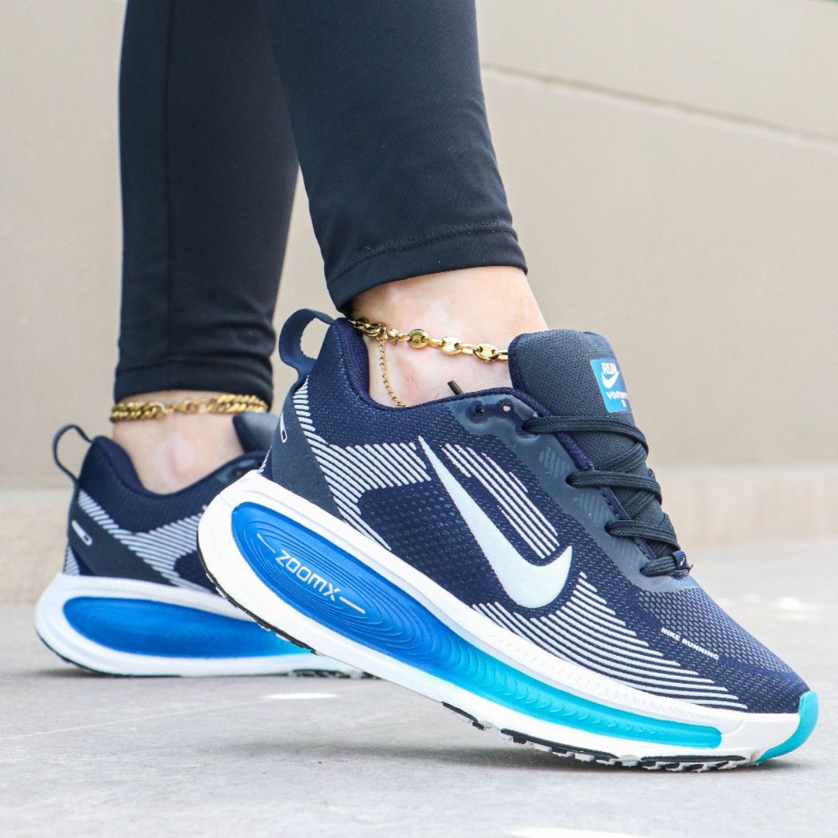 NIKE VOMERO 18®  - OFERTA POR TIEMPO LIMITADO